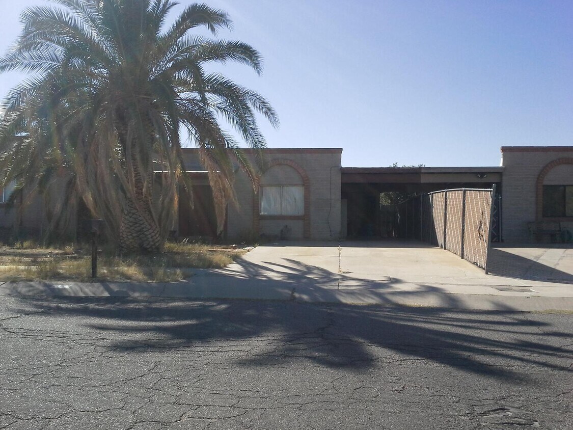 Foto principal - 3628 S Jessica Ave