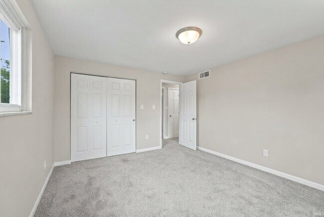 Foto del edificio - 6016 Arlene Ave