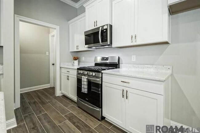 Foto del edificio - 10921 Maitland Ave