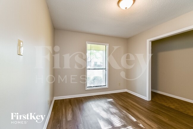 Building Photo - 4399 Winterpark Dr