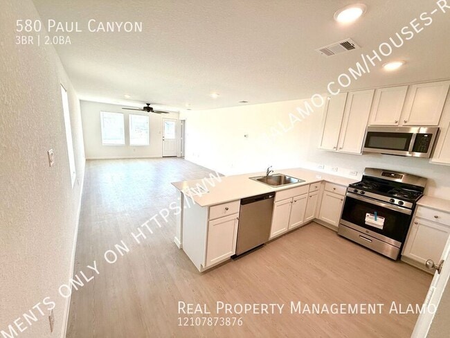 Building Photo - 580 Paul Cyn