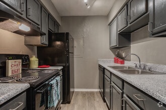 Interior Photo - Oakmont Apartment Homes