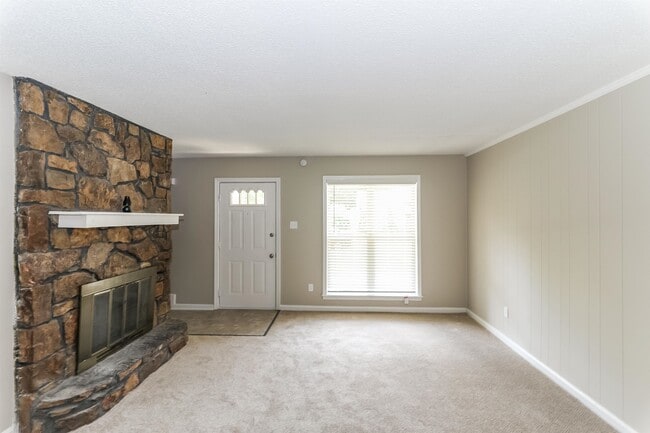 Building Photo - 4344 Castle Heights Dr