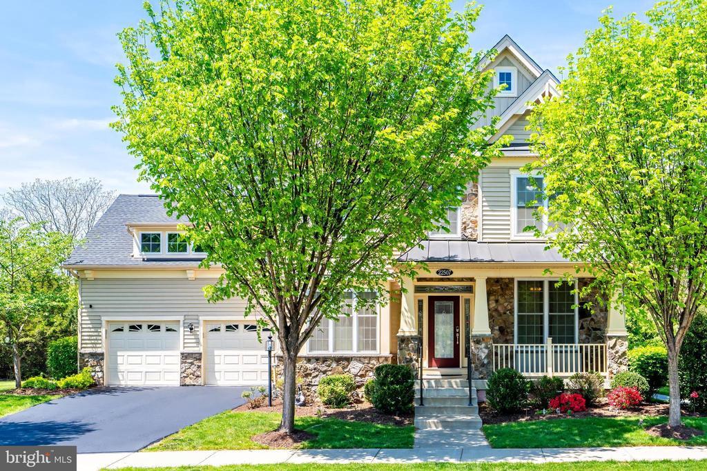 Primary Photo - 22507 Bowens Wharf Pl