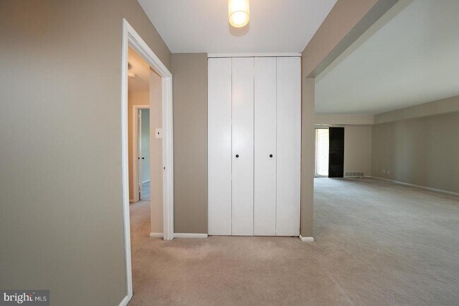 Foto del edificio - 103 Drummers Ln