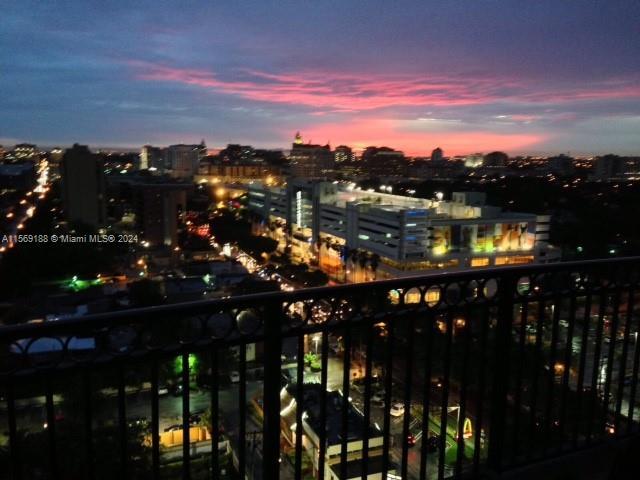 Foto del edificio - 3232 SW 22nd Terrace