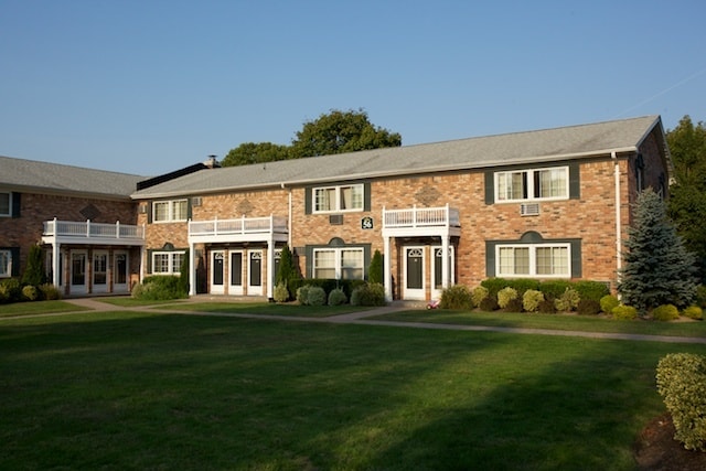 Photo - Fairfield Centereach Gardens Apartments