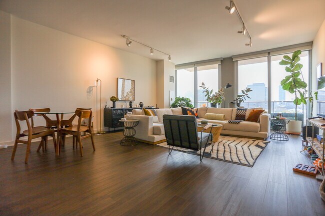 Foto del edificio - 910 W Huron St
