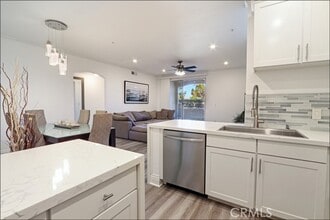Building Photo - 22681 Oak Grove