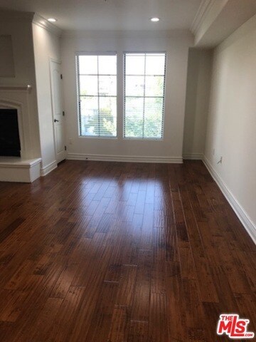 Building Photo - 12104 Hoffman St