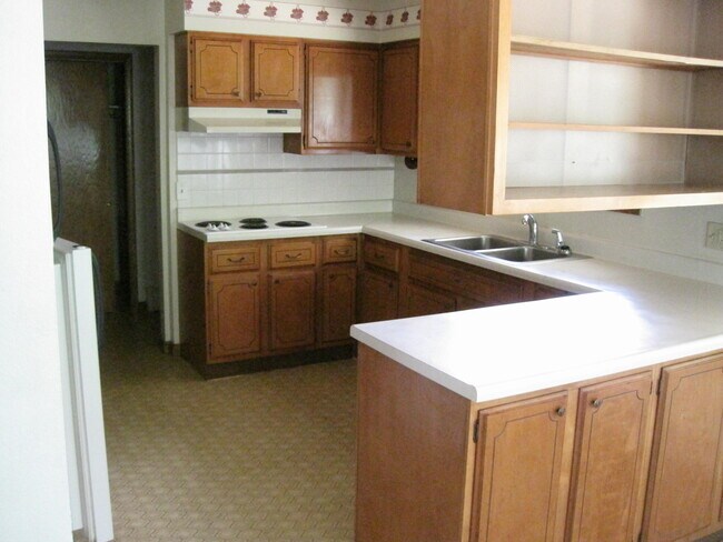 Foto del edificio - 2319 N Hillcrest Pky