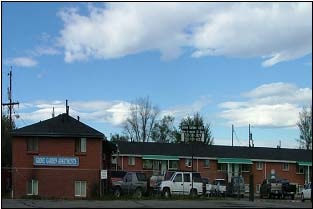 Building Photo - Grove Garden Apartments