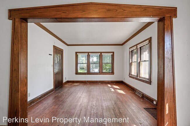 Building Photo - 5 br, 2 bath House - 1089 23rd Ave Se