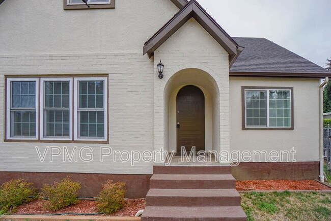 Building Photo - 2901 Fruit Valley Rd