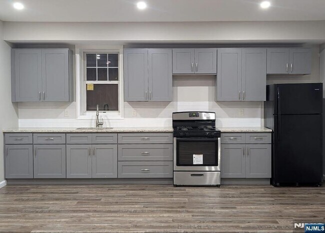 Foto del edificio - 7-9 Hudson St Unit 1ST