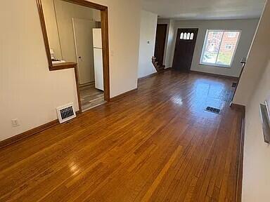 Foto principal - 1355 W 7th Ave