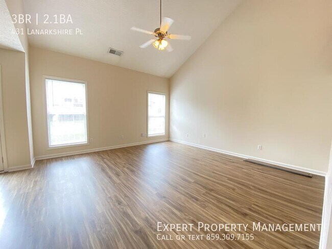 Foto del edificio - 431 Lanarkshire Pl