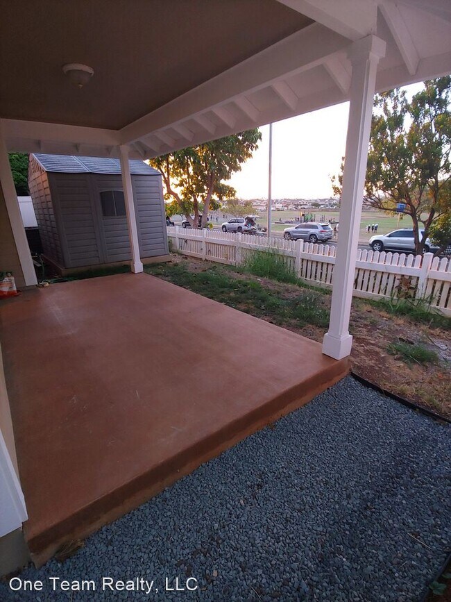 Foto del edificio - 3 br, 2 bath House - 87-1070 Huamoa St
