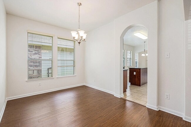 Comedor / Espacio abierto - 7327 Boerne Creek Dr