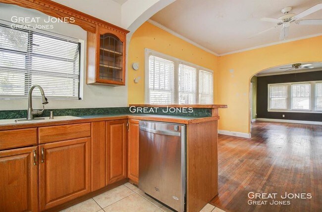 Foto del edificio - 1202 20th St W