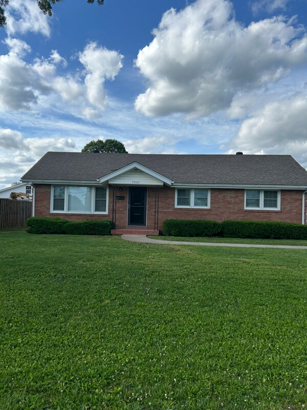 Primary Photo - 7201 Lorenzo Ln