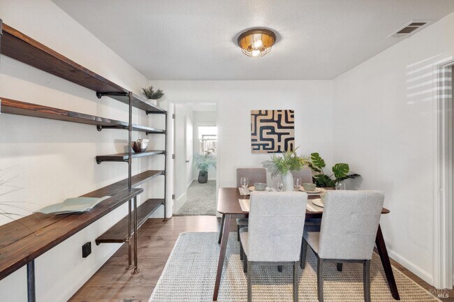 Foto del edificio - 372 Acacia St