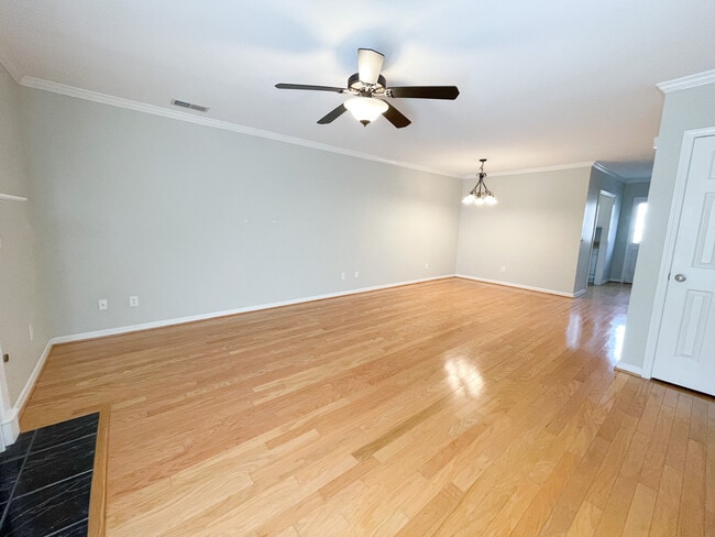 Foto del edificio - 12 Magnolia Glen Ln