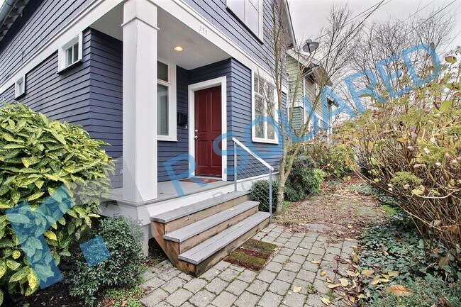 Building Photo - 355 16th Ave