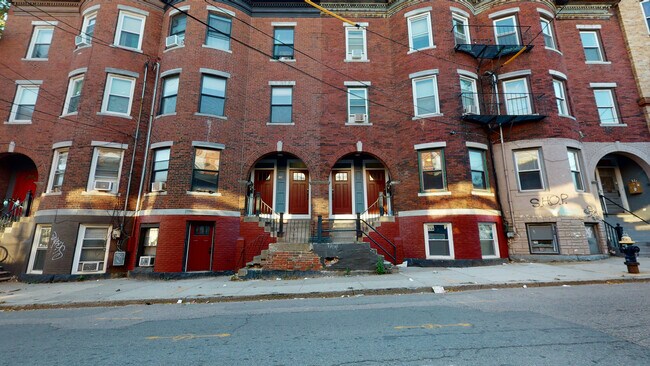 Foto del edificio - 15 Linden St