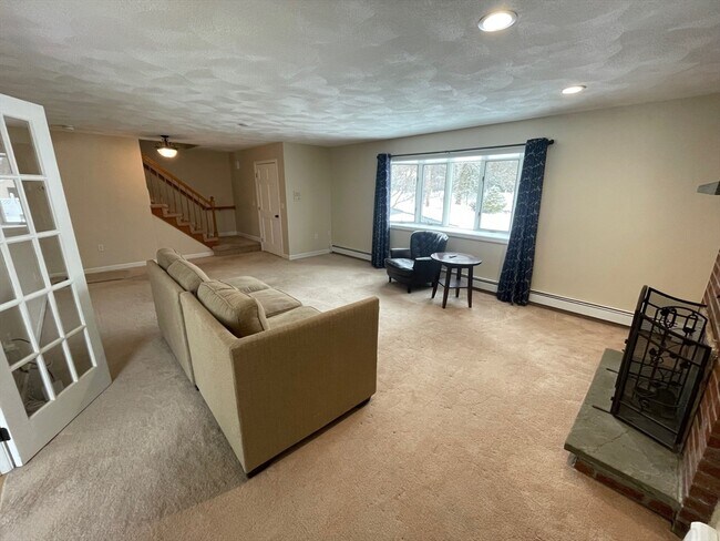 Building Photo - 4 Indiana Ave