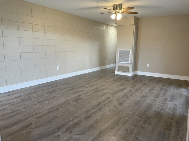 Foto del edificio - Whitman