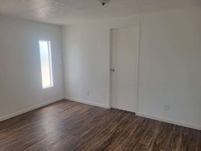 Foto del edificio - 3 Bed 2 Bath