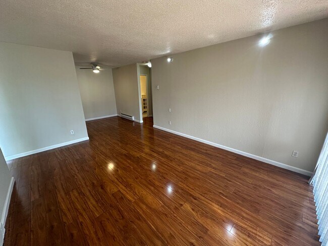 Foto del edificio - 1 Bed 1 Bath Condo In Walnut Creek
