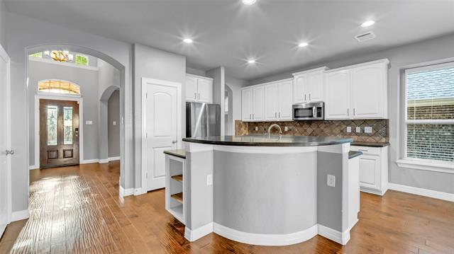 Building Photo - 3413 Black Gold Dr