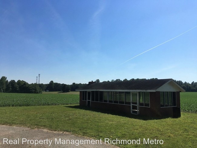 Building Photo - 10077 Chamberlayne Rd