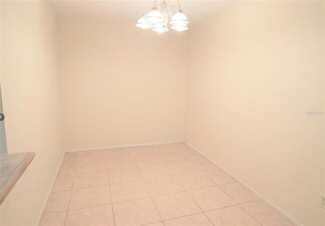 Foto del edificio - 4240 Pershing Pointe Pl