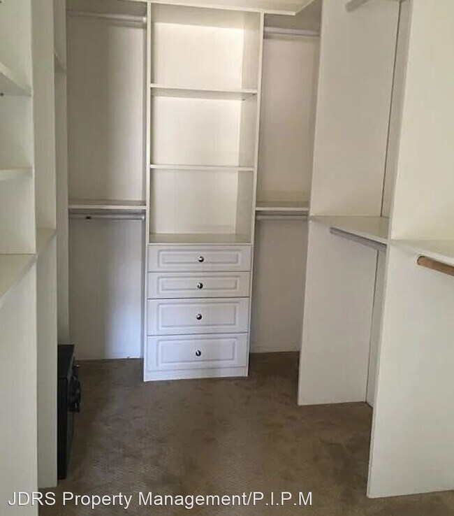 Foto del edificio - 3 br, 2.5 bath House - 6163 Sunny Meadow Lane