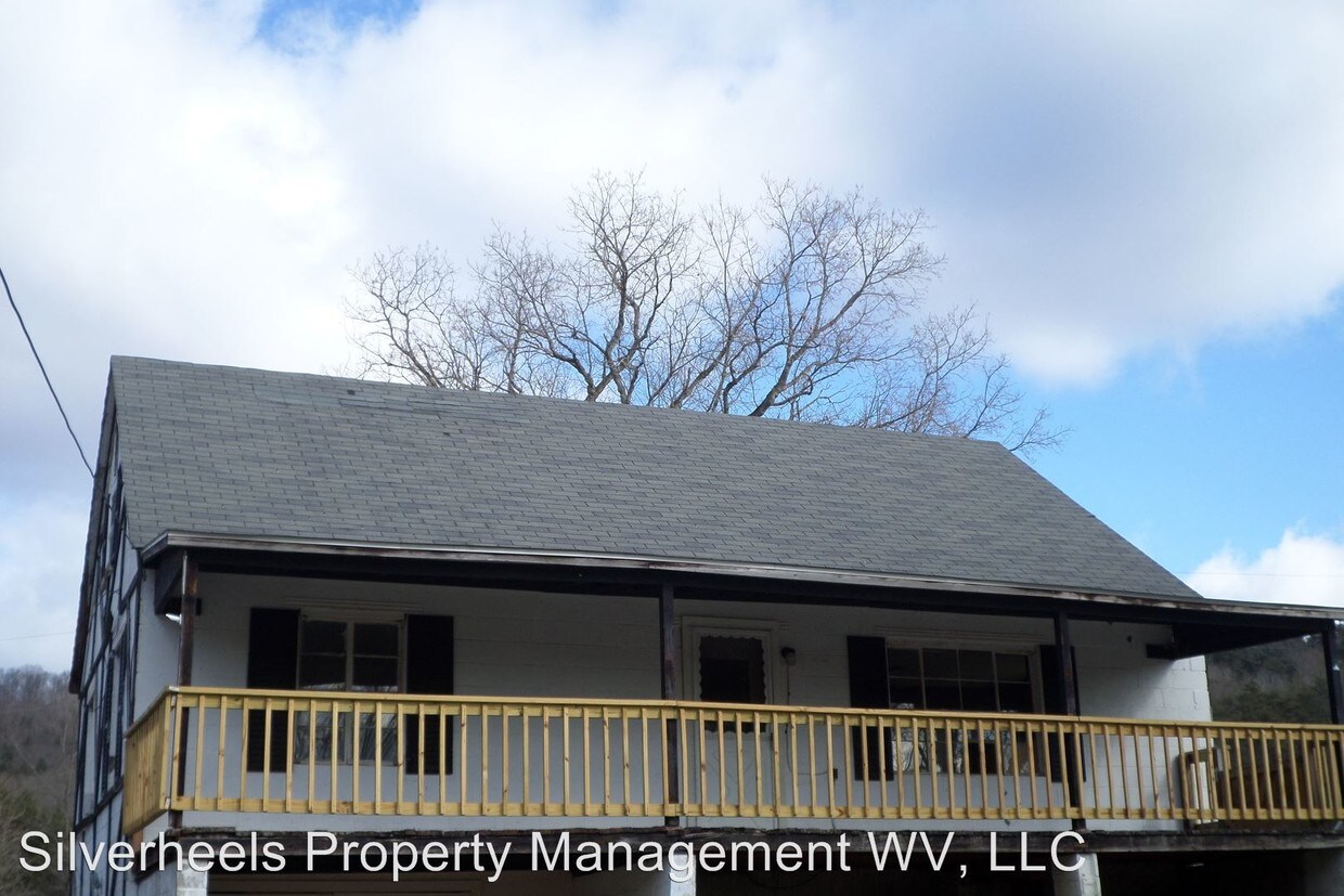 2775 Buckner Bend Rd, Walker, WV 26180 House for Rent in Walker, WV