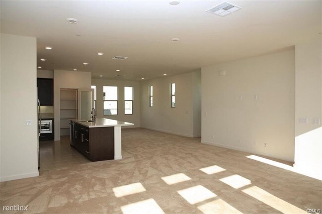 Foto del edificio - 129 Mongoose