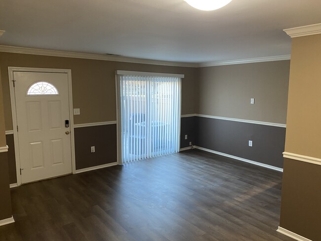 Living/Dining Room - 1st Level - 9916 Forest View Pl