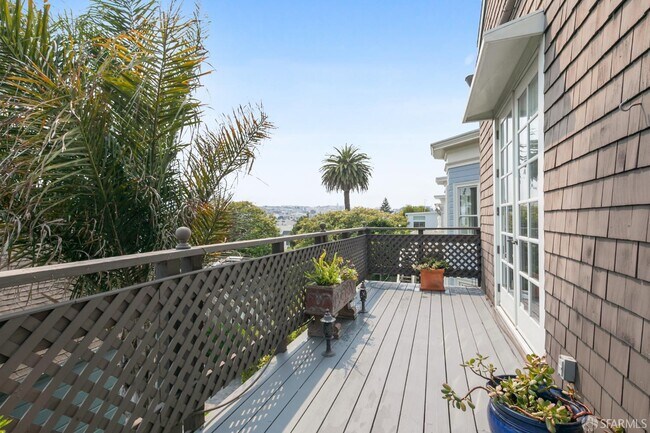 Foto del edificio - 2109 Bush St