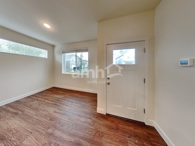 Building Photo - 33064 Eagle Peak Ln