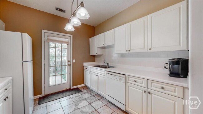 Foto del edificio - 15 Olde Towne Pl Dr