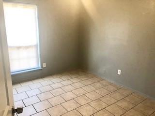 Building Photo - 806 Laguna Dr