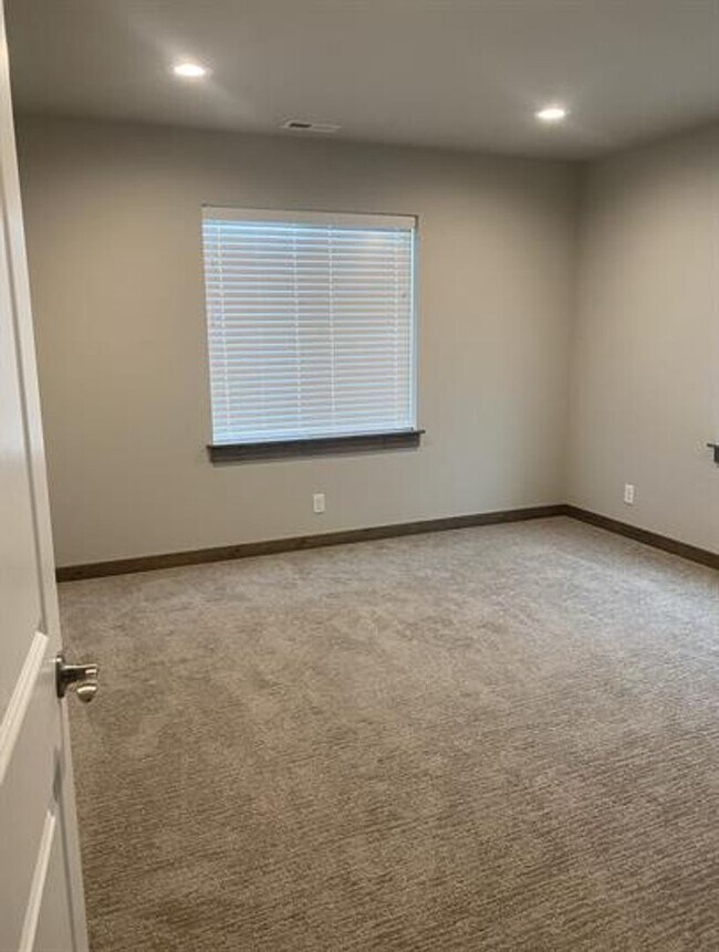 Foto del edificio - 1313 Fozzie Ln