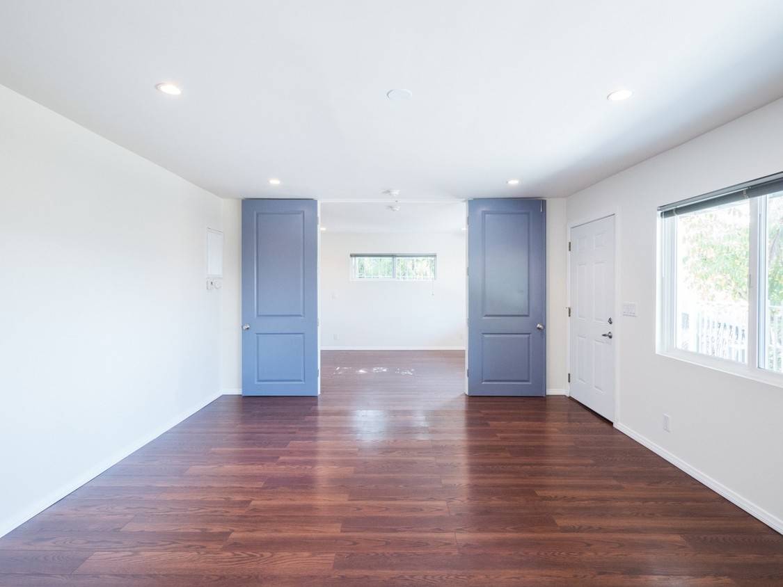Foto principal - 2335 Baxter St