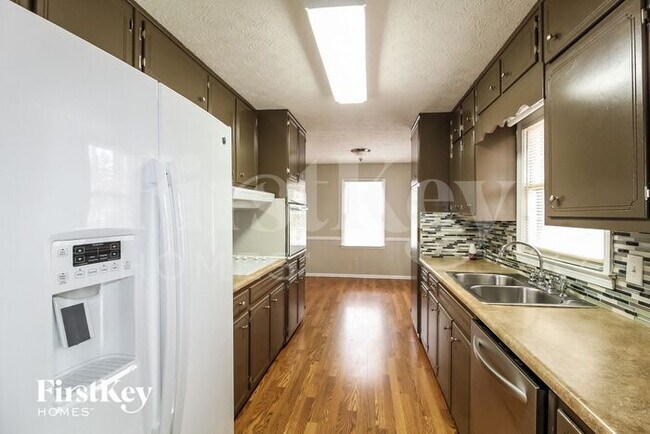 Foto del edificio - 2411 Ivy Way