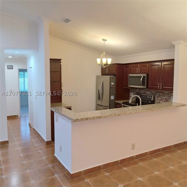 Building Photo - 2441 SW 85th Ave