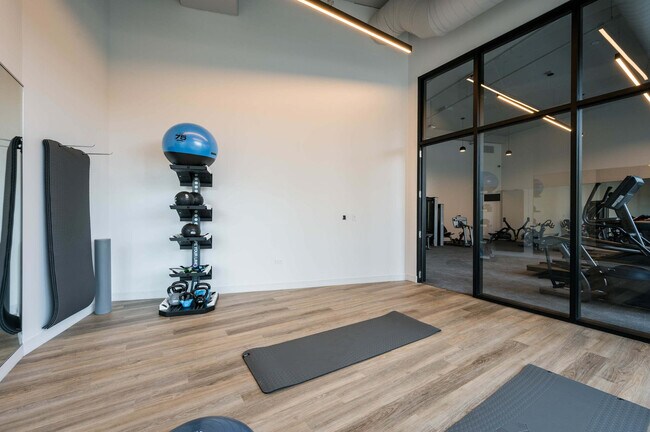 Foto del edificio - 853 W Blackhawk St
