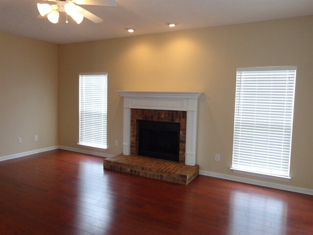 Building Photo - 4009 Locerbie Circle